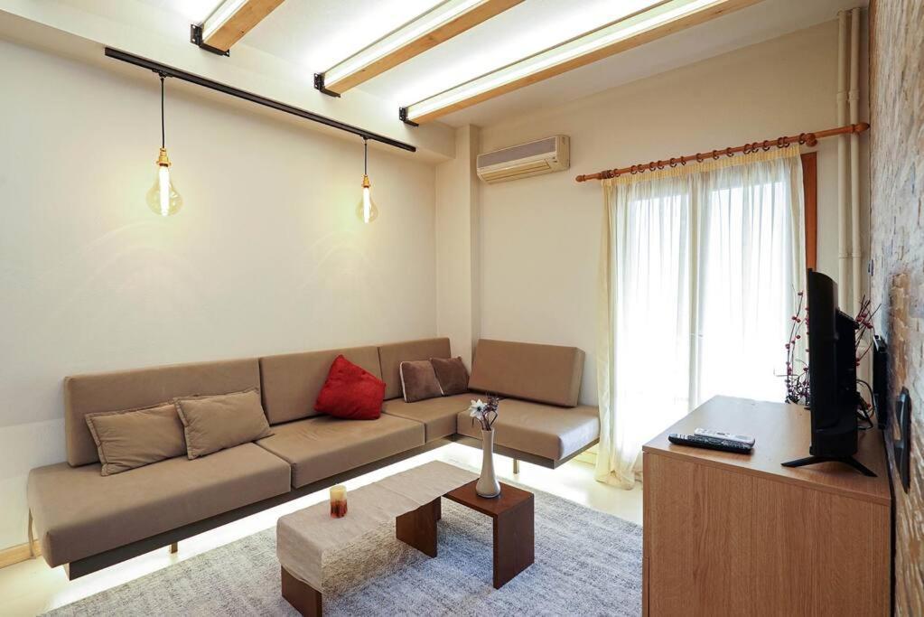 Cozy Athens Apartment / 2' From Metro Station Екстер'єр фото
