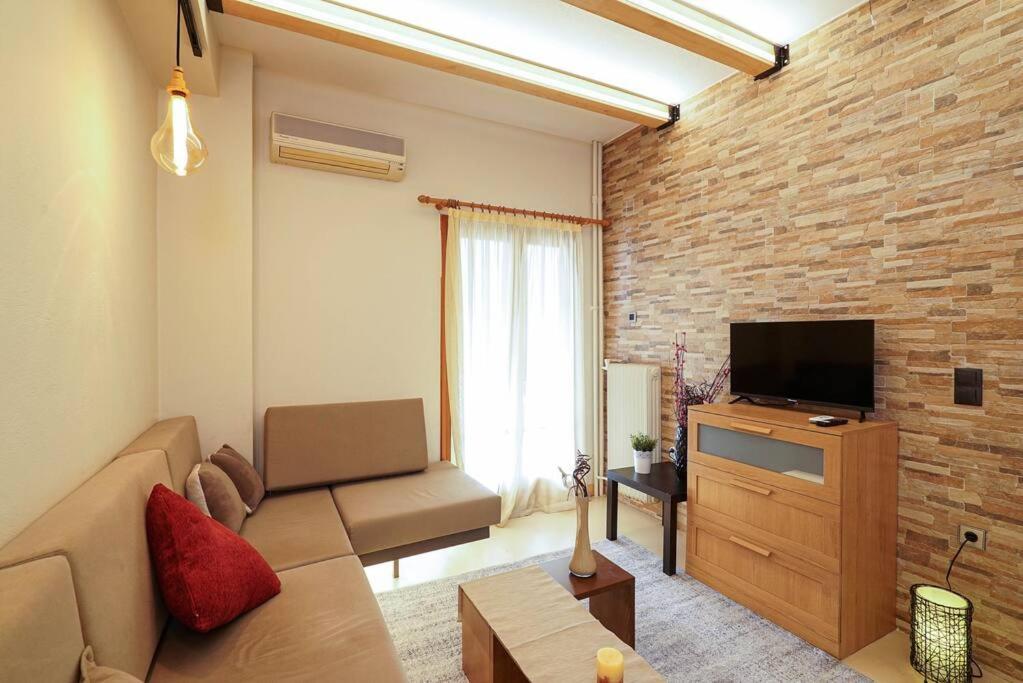 Cozy Athens Apartment / 2' From Metro Station Екстер'єр фото